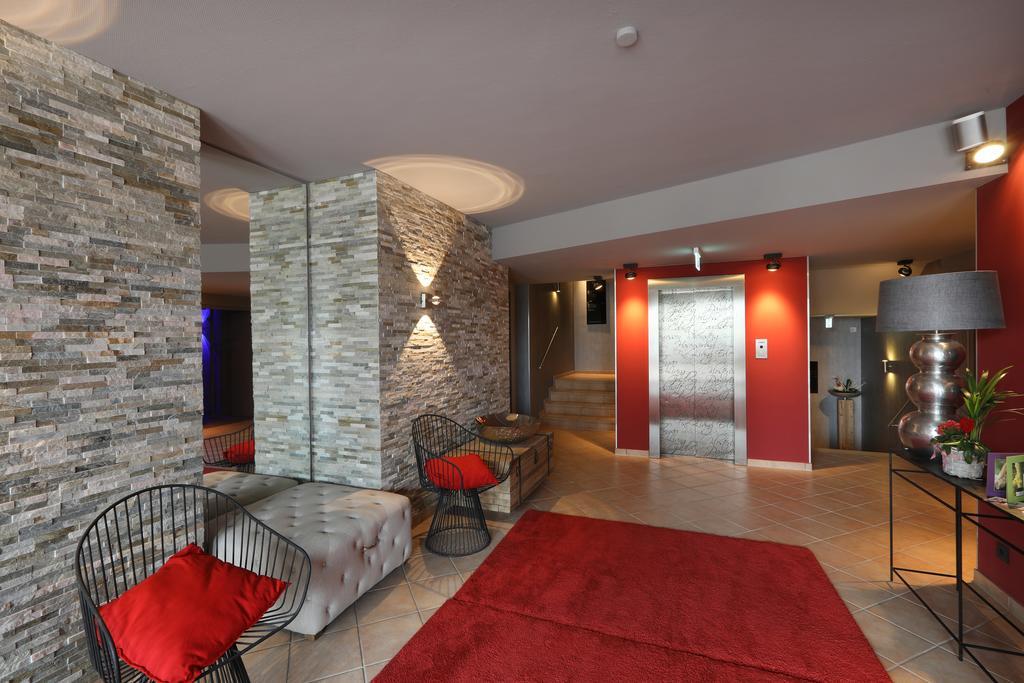 Naegler'S Fine Lounge Hotel Естріх-Вінкель Екстер'єр фото